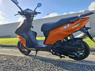 2014 Gomoto 150cc Urban Scooter