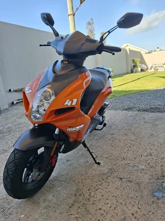 2014 Gomoto 150cc Urban Scooter