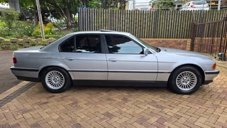 1997 BMW 740i