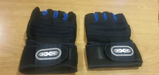 Gym weightlifting sports gloves brand new