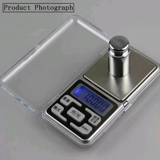 Pocket scale brand new for sale including batteries