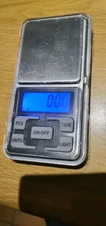 Pocket scale brand new for sale including batteries
