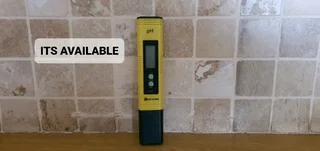 Ph meter testers brand new with calibration powder and carry case