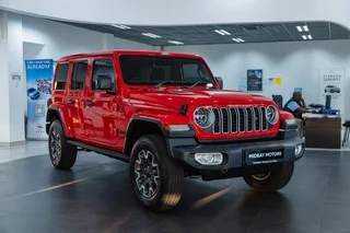 2025 Jeep Wrangler Sahara 2.0T A/T 4DR