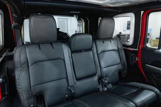 2025 Jeep Wrangler Sahara 2.0T A/T 4DR