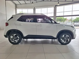 2021 Hyundai Venue MY19 1.0 TGDI Fluid, White with 44500km available now!