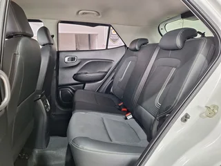 2021 Hyundai Venue MY19 1.0 TGDI Fluid, White with 44500km available now!