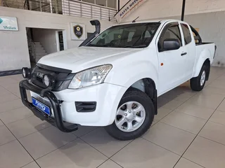 2015 Isuzu KB 250 D-TEQ Hi-Rider Extended Cab, White with 212500km available now!