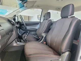 2019 Isuzu D-Max 250 HO Hi-Rider D/Cab 4x4, White with 98500km available now!