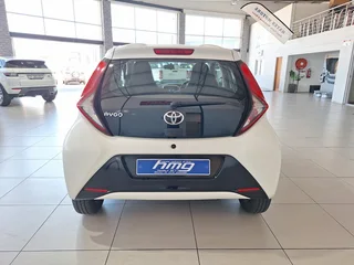 2019 Toyota Aygo 1.0 5-Door, White with 75000km available now!