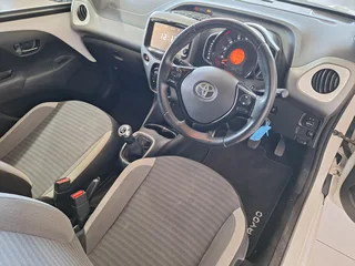 2019 Toyota Aygo 1.0 5-Door, White with 75000km available now!