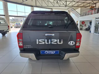 2014 Isuzu KB 300 D-TEQ D/Cab LX, Grey with 155800km available now!