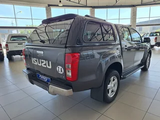 2014 Isuzu KB 300 D-TEQ D/Cab LX, Grey with 155800km available now!