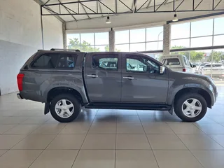 2014 Isuzu KB 300 D-TEQ D/Cab LX, Grey with 155800km available now!