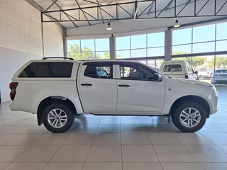 2022 Isuzu D-Max MY22 1.9 DDI D Cab HR L AT, White with 71500km available now!