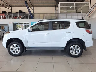 2013 Chevrolet Trailblazer 2.8 LTZ 4x4 AT, White with 202000km available now!