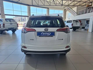 2017 Toyota RAV4 2.0 GX 4x2, White with 93500km available now!