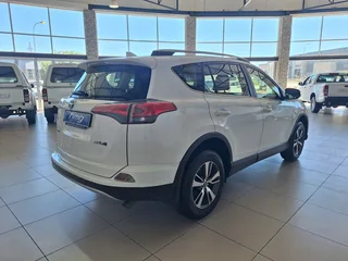 2017 Toyota RAV4 2.0 GX 4x2, White with 93500km available now!