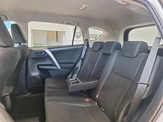 2017 Toyota RAV4 2.0 GX 4x2, White with 93500km available now!