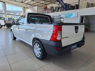 2018 Nissan NP200 1.6 8V AC Safety Pack, White with 65500km available now!