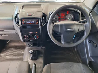 2020 Isuzu D-Max 250 HO Fleetside (safety), White with 168500km available now!