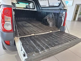 2022 Nissan NP200 1.6 8V AC Safety Pack, White with 77500km available now!