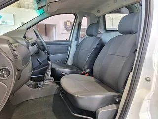 2022 Nissan NP200 1.6 8V AC Safety Pack, White with 77500km available now!