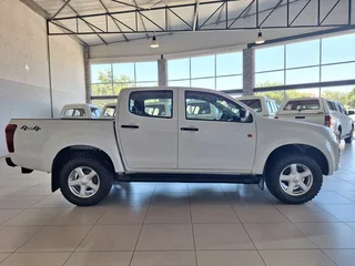 2021 Isuzu D-Max 250 HO Hi-Rider D/Cab 4x4, White with 183500km available now!