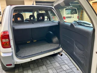 2006 Toyota RAV-4 SUV