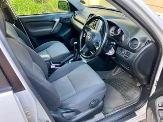 2006 Toyota RAV-4 SUV