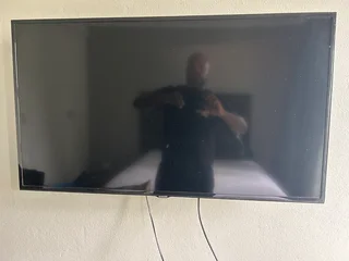 Samsung 40” Full HD TV – Model UA40H5003ER