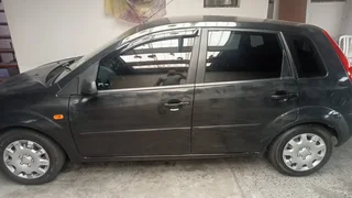 2006 Ford Fiesta Hatchback