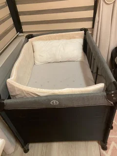 Baby bed side and travel cot