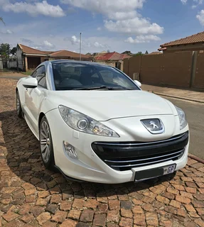 Peugeot RCZ