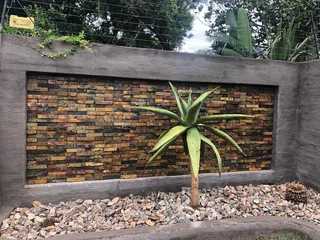 SLATE SLASTO CRAZY PAVING CLADDING AND TILES n wholesale from quarry to you.