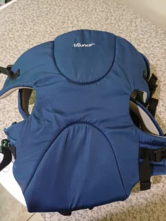 Bounce baby carrier