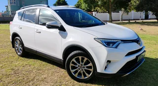 2017 Toyota Rav4 2.2 Diesel VX All wheel drive automatic - only 119 100 kms!