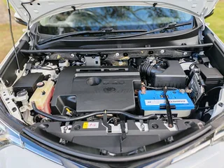 2017 Toyota Rav4 2.2 Diesel VX All wheel drive automatic - only 119 100 kms!