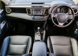 2017 Toyota Rav4 2.2 Diesel VX All wheel drive automatic - only 119 100 kms!