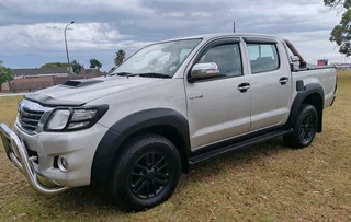One owner 2012 Toyota Hilux 3.0 D4D 4x4 Manual Double
