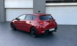 2014 Toyota Auris 1.6 XS Manual Hatchback - Only 98 000 kms!