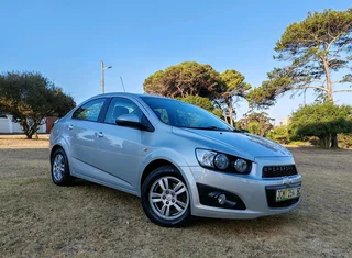 2013 Chevrolet Sonic 1.6i Manual Sedan - Only 144 700 kms!