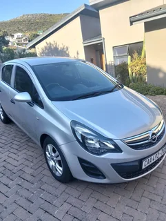 Opel Corsa 1.4 Essential