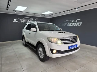 2011 TOYOTA FORTUNER 3.0D-4D HERITAGE R/B