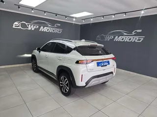 2025 TOYOTA STARLET CROSS 1.5XR