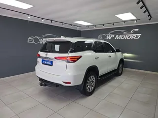 2023 TOYOTA FORTUNER 2.8GD-6 R/B A/T