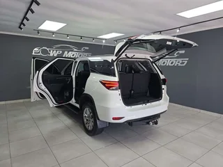2023 TOYOTA FORTUNER 2.8GD-6 R/B A/T