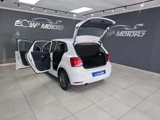 2024 VOLKSWAGEN POLO VIVO 1.4 (5DR)