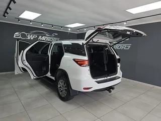 2021 TOYOTA FORTUNER 2.8GD-6 R/B A/T