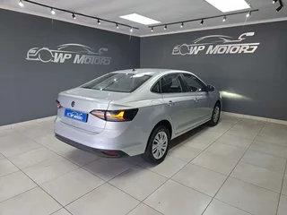 2024 VOLKSWAGEN POLO 1.6